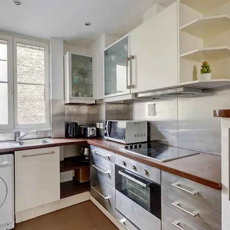 Bnbnook - Lovely 2br - Eiffel Tower & Other Sights *
